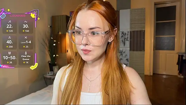 Snapshot of Sargonium999 chatting on October 7, 7:26 pm Sargonium999 online show from October 7, 7:26 pm