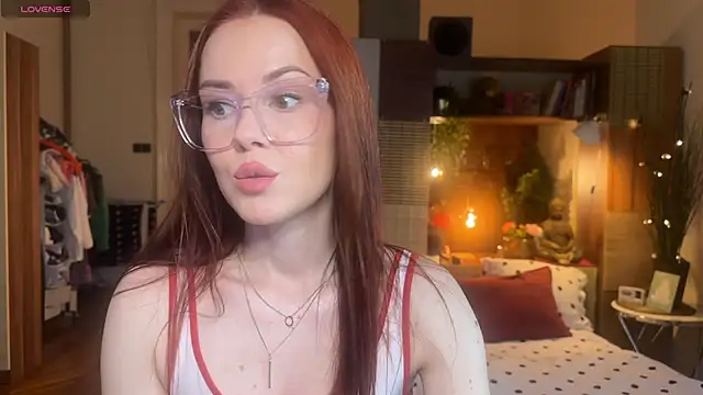 Snapshot of Sargonium999 chatting on March 13, 8:22 pm Sargonium999 online show from March 13, 8:22 pm