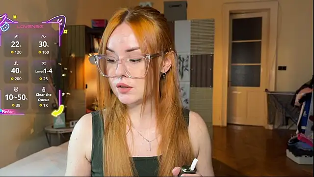 Snapshot of Sargonium999 chatting on October 24, 7:13 pm Sargonium999 online show from October 24, 7:13 pm