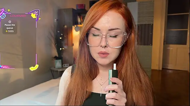 Snapshot of Sargonium999 chatting on November 17, 7:51 pm Sargonium999 online show from November 17, 7:51 pm