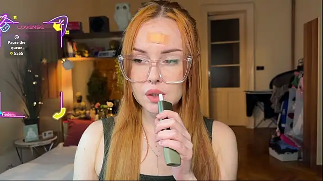 Snapshot of Sargonium999 chatting on October 25, 4:29 pm Sargonium999 online show from October 25, 4:29 pm