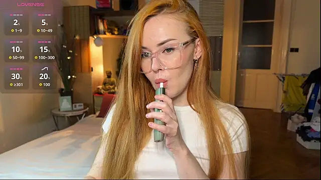 Snapshot of Sargonium999 chatting on November 8, 7:28 pm Sargonium999 online show from November 8, 7:28 pm