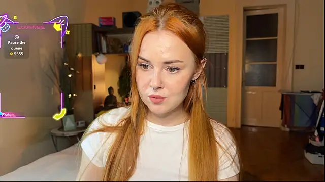 Snapshot of Sargonium999 chatting on October 10, 6:31 pm Sargonium999 online show from October 10, 6:31 pm