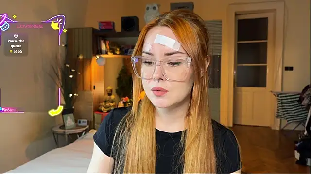 Snapshot of Sargonium999 chatting on October 15, 6:27 pm Sargonium999 online show from October 15, 6:27 pm