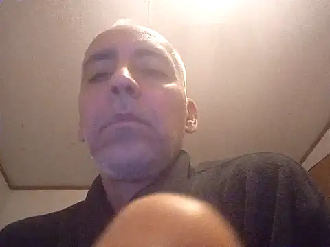 Xoc8  online show from March 3, 7:57 am