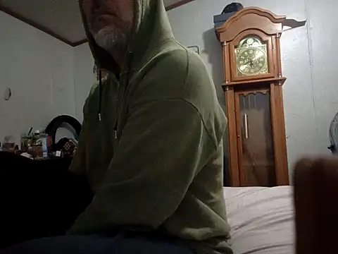 Xoc8  online show from March 13, 6:13 pm