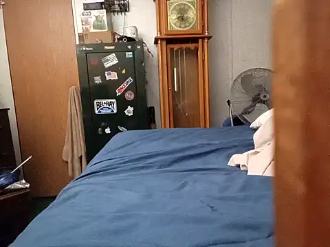 Xoc8  online show from March 25, 11:31 am