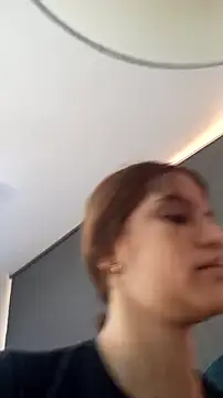 AnthonelaDuque online show from November 18, 11:46 am