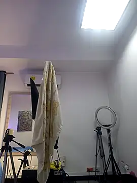 Snapshot of AnthonelaDuque chatting on February 19, 11:38 am AnthonelaDuque online show from February 19, 11:38 am