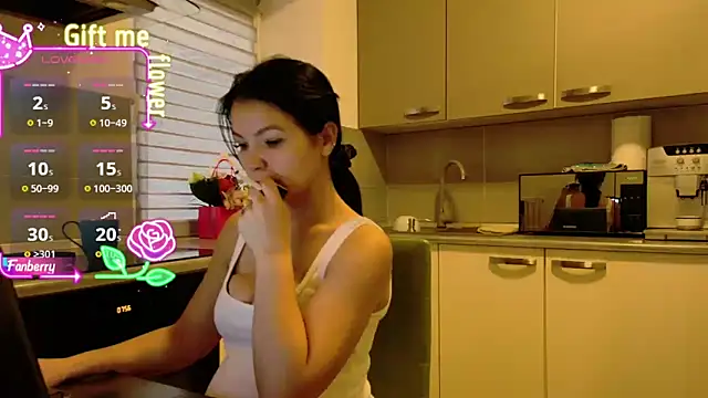 alisoncassie online show from November 10, 5:56 am