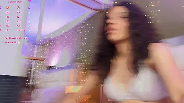 Snapshot of anahi_maite chatting on March 13, 11:49 pm anahi maite online show from March 13, 11:49 pm