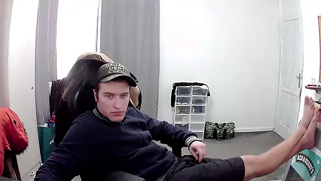 PKrisztian online show from March 3, 8:27 pm