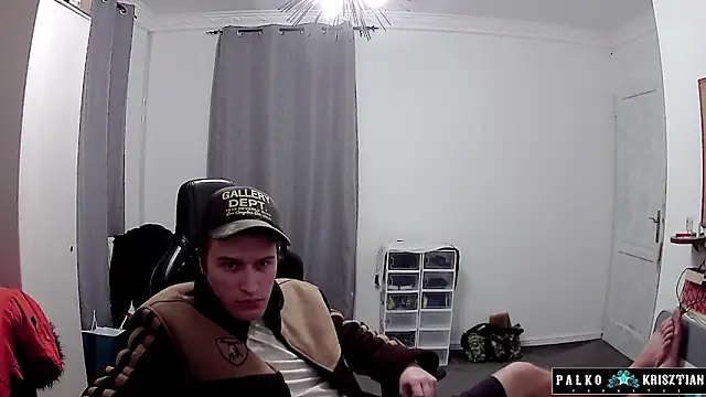 PKrisztian online show from February 25, 12:00 am