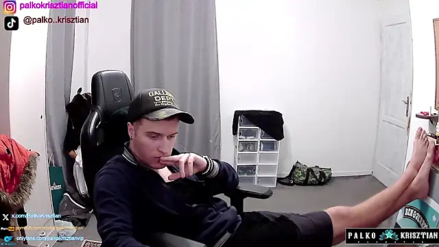 PKrisztian online show from December 20, 10:12 pm