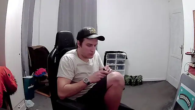 PKrisztian online show from March 6, 11:44 pm