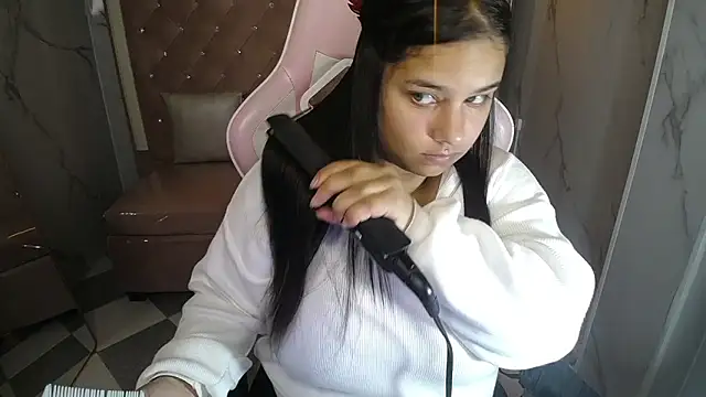 skeler lovd b  online show from March 14, 12:55 pm