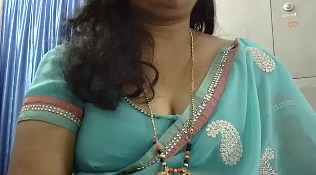 Snapshot of Vijji-telugu chatting on January 21, 4:43 am Vijji-telugu online show from January 21, 4:43 am