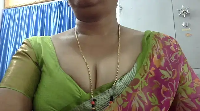 Snapshot of Vijji-telugu chatting on March 5, 4:34 am Vijji-telugu online show from March 5, 4:34 am