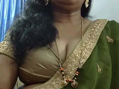 Snapshot of Vijji-telugu chatting on October 25, 3:28 am Vijji-telugu online show from October 25, 3:28 am