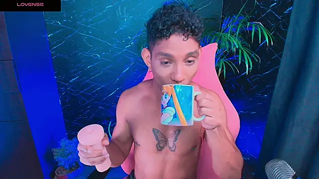 Palo santo online show from February 24, 6:20 pm