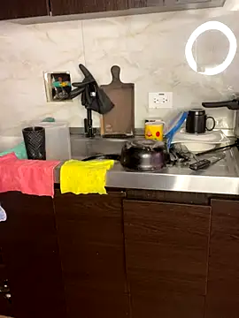 Palo santo online show from September 11, 7:03 pm