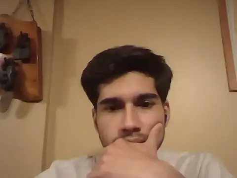 Snapshot of nachocum1 chatting on October 25, 2:33 am nachocum1 online show from October 25, 2:33 am