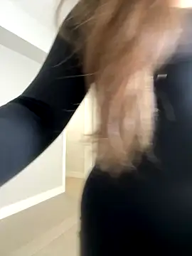 jAsMinE678 online show from November 11, 7:30 pm