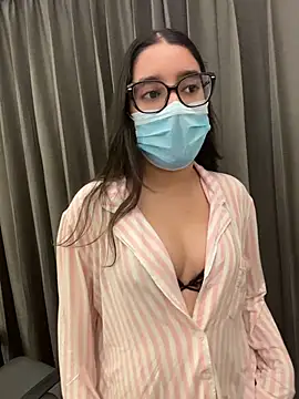 jAsMinE678 online show from July 7, 3:48 pm