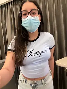 jAsMinE678 online show from June 5, 5:56 am