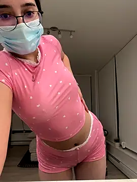 jAsMinE678 online show from December 7, 5:10 am