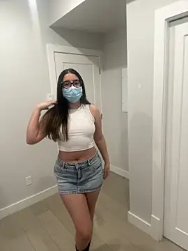 jAsMinE678 online show from April 4, 11:06 am