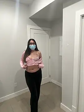 jAsMinE678 online show from April 5, 10:33 am
