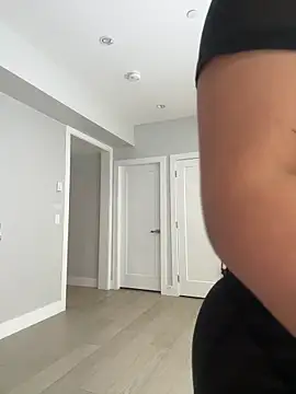 jAsMinE678 online show from November 3, 8:45 pm