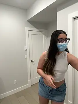 jAsMinE678 online show from April 9, 3:07 pm