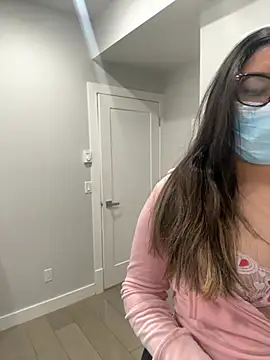 jAsMinE678 online show from March 12, 2:39 am