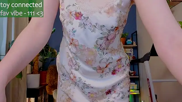 Snapshot of _lightmyfire chatting on November 3, 6:18 am lightmyfire online show from November 3, 6:18 am