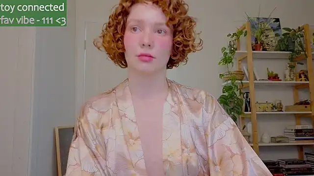 Snapshot of _lightmyfire chatting on October 5, 6:04 am lightmyfire online show from October 5, 6:04 am