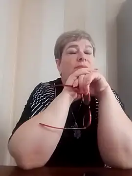 Lee Nell online show from March 17, 2:19 am