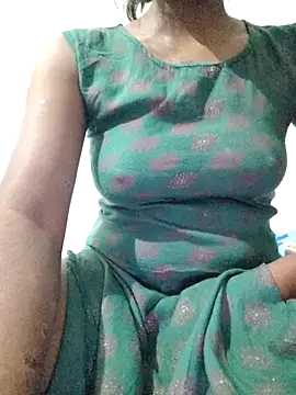 rituporna2004 online show from November 9, 4:11 pm