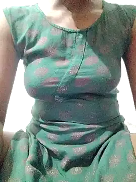 rituporna2004 online show from March 3, 1:12 pm