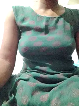 rituporna2004 online show from January 19, 1:42 am