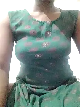 rituporna2004 online show from March 21, 12:06 pm