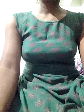 rituporna2004 online show from December 22, 2:22 am