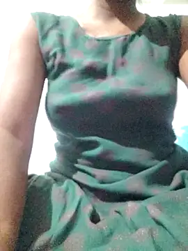 rituporna2004 online show from February 13, 1:33 pm