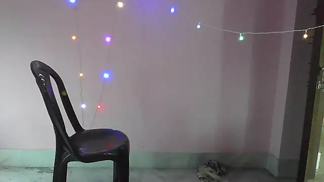 Snapshot of my-laila chatting on November 4, 7:45 am my-laila online show from November 4, 7:45 am