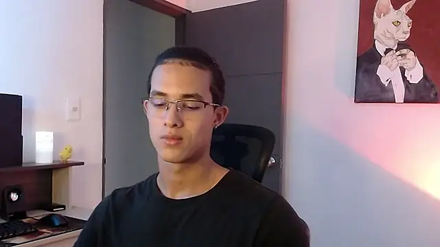 Snapshot of alejo_x3 chatting on February 15, 10:42 pm alejo x3 online show from February 15, 10:42 pm