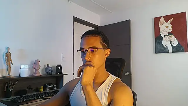 Snapshot of alejo_x3 chatting on September 25, 4:24 pm alejo x3 online show from September 25, 4:24 pm