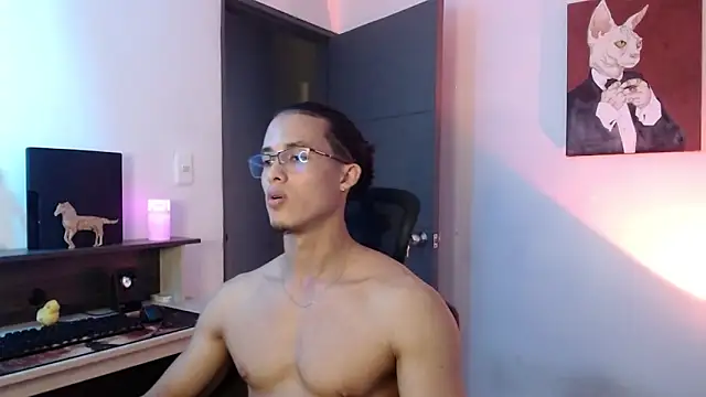 Snapshot of alejo_x3 chatting on December 28, 2:22 am alejo x3 online show from December 28, 2:22 am