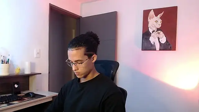 Snapshot of alejo_x3 chatting on February 14, 2:18 am alejo x3 online show from February 14, 2:18 am