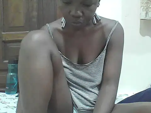 Ebony Sweetcandy online show from April 10, 7:10 pm